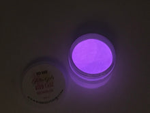 Load image into Gallery viewer, Area Fifty-One Glow